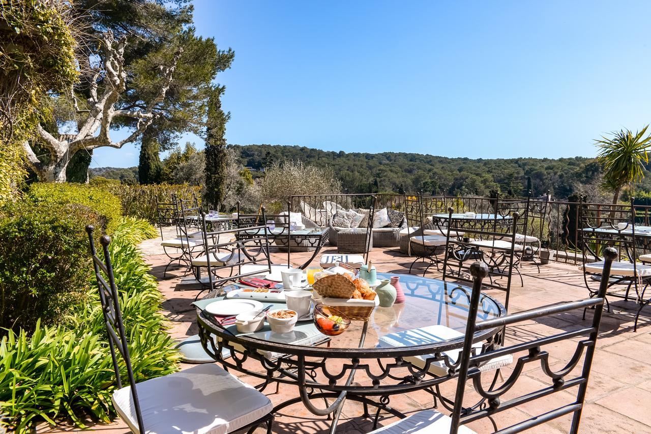 Le Manoir De L'Etang Hotel Mougins Exterior photo