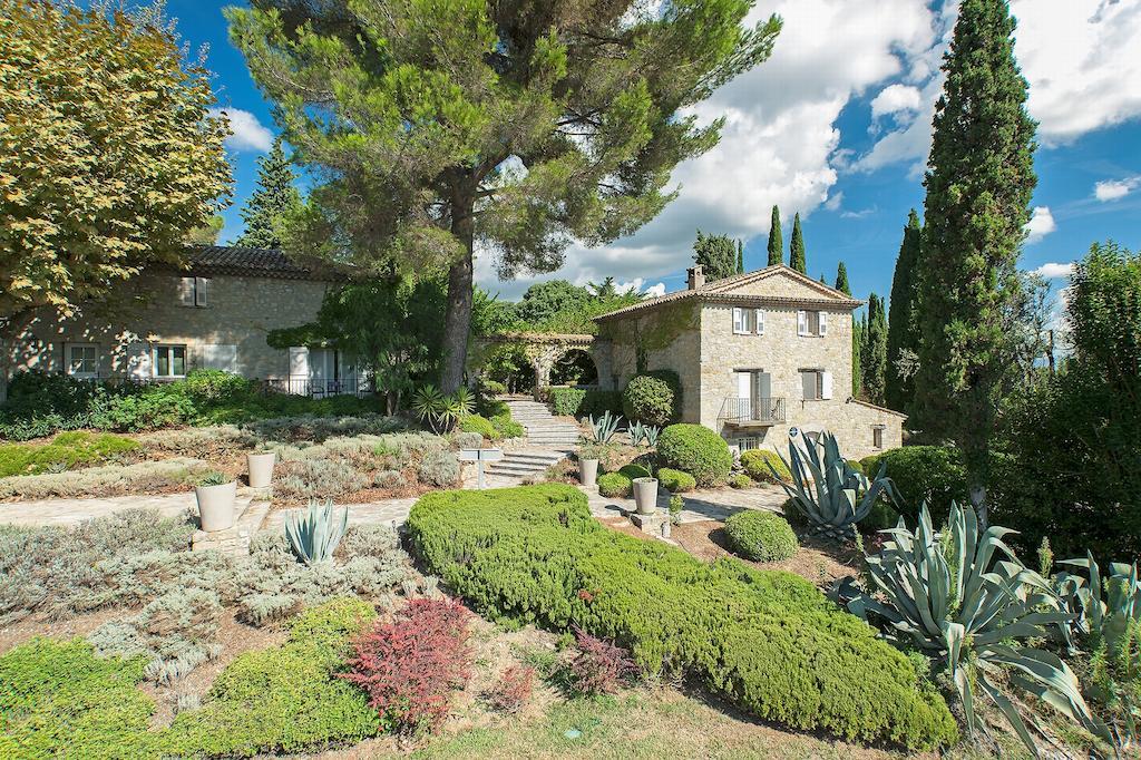 Le Manoir De L'Etang Hotel Mougins Exterior photo